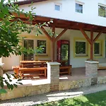 Holiday home Csikos Vendeghaz Zamardi