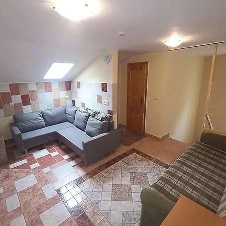 Csikos Vendeghaz Holiday home *