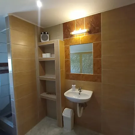 Csikos Vendeghaz Holiday home Zamardi