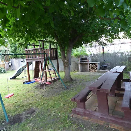 Csikos Vendeghaz 別荘